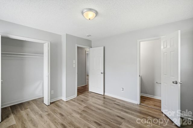 5008 Sea Oates Lane, Bessemer City, NC 28016