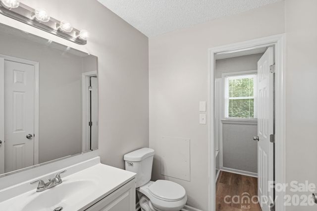 5008 Sea Oates Lane, Bessemer City, NC 28016