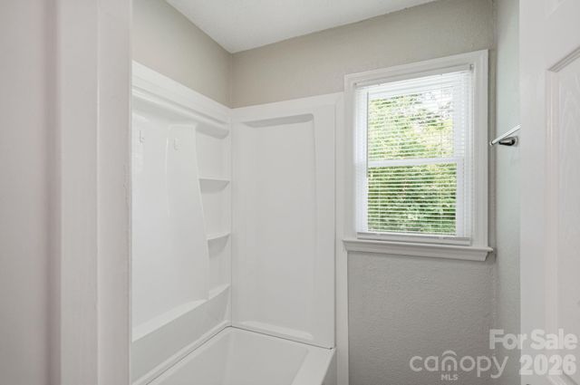 5008 Sea Oates Lane, Bessemer City, NC 28016