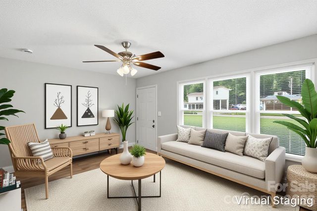 5008 Sea Oates Lane, Bessemer City, NC 28016
