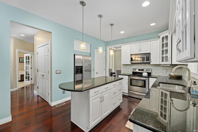13207 Hammerhill Way, Fort Wayne, IN 46845