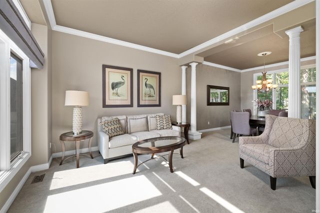 13207 Hammerhill Way, Fort Wayne, IN 46845