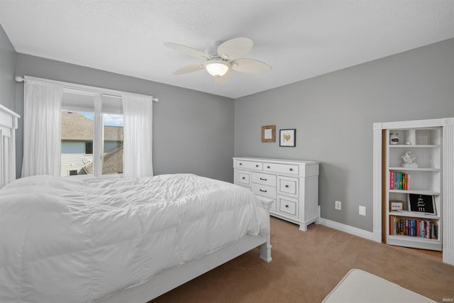 13207 Hammerhill Way, Fort Wayne, IN 46845