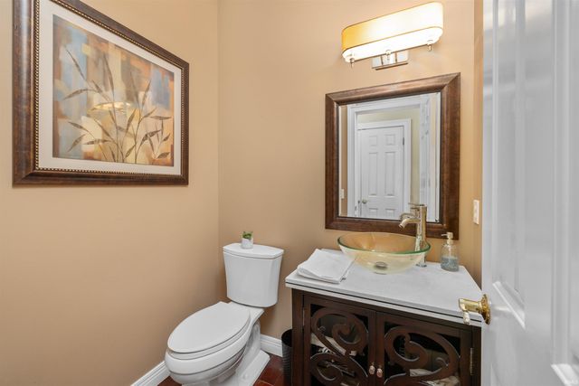 13207 Hammerhill Way, Fort Wayne, IN 46845