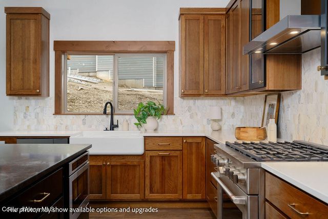 11958 N ROCKING R RD, Hayden, ID 83835