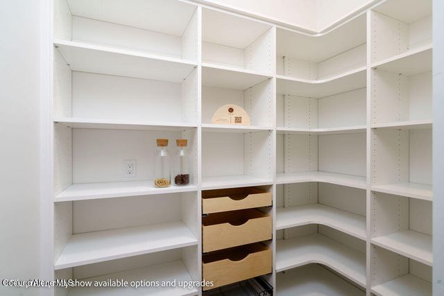 11958 N ROCKING R RD, Hayden, ID 83835