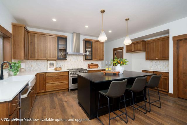 11958 N ROCKING R RD, Hayden, ID 83835