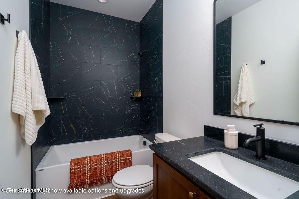 11958 N ROCKING R RD, Hayden, ID 83835 photo 6