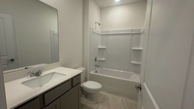 4010 Sadie St, Columbia, TN 38401