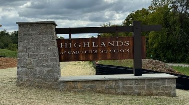 4010 Sadie St, Columbia, TN 38401