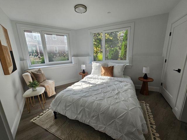 64 Alpine St 104, Boston, MA 02119