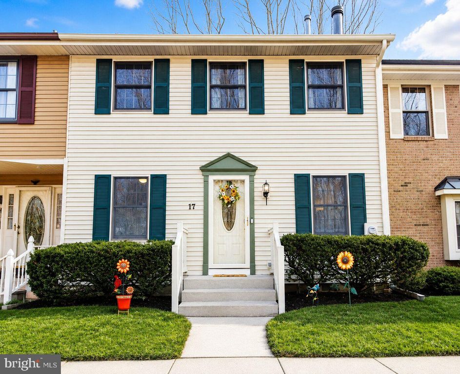 17 FAWNHOLLOW CT, Medford, NJ 08055