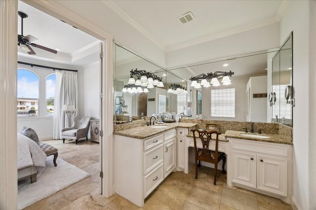 14710 Paradise Oak Drive, Conroe, TX 77356