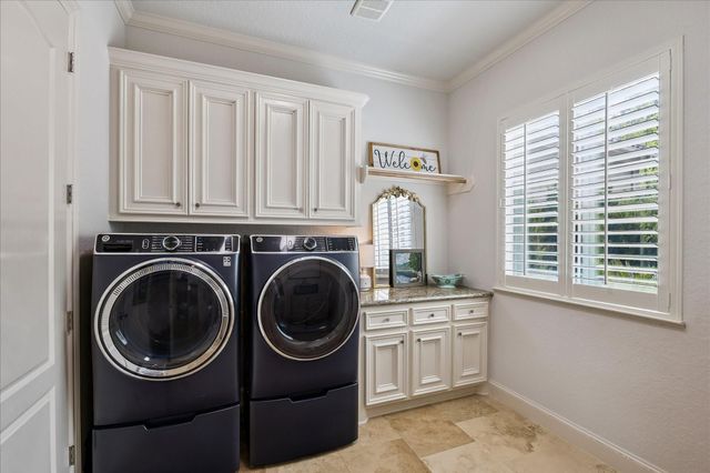 14710 Paradise Oak Drive, Conroe, TX 77356