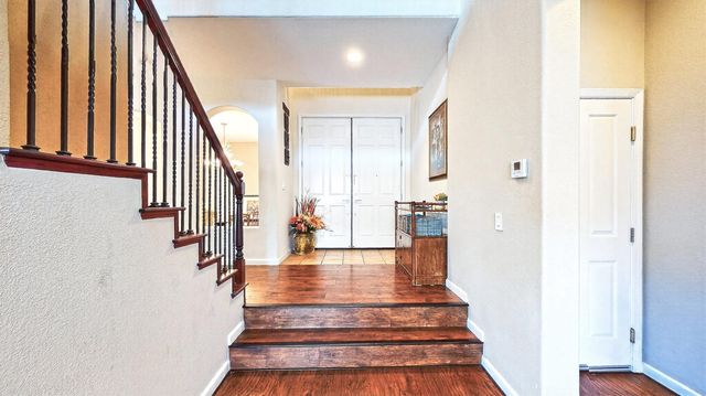10169 Brenna Way, Elk Grove, CA 95757