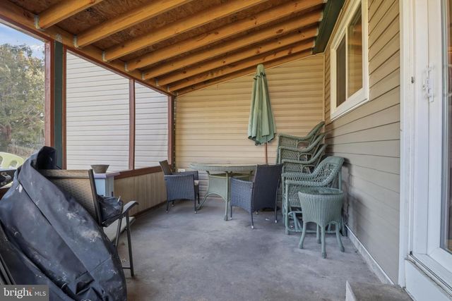 4849 SPRINGTOP DR, Harrisburg, PA 17111