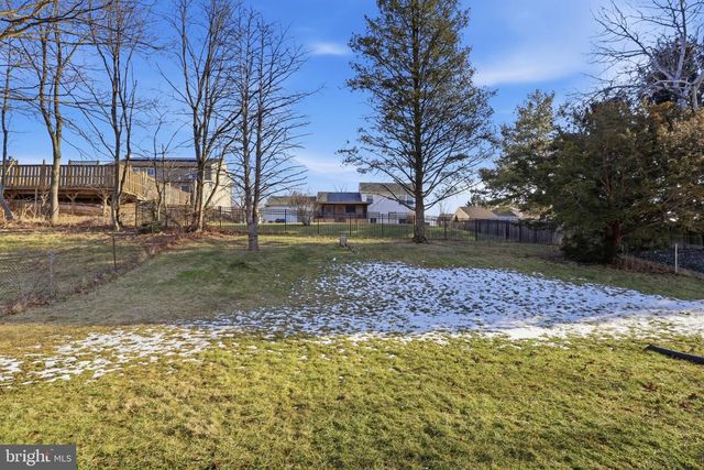 4849 SPRINGTOP DR, Harrisburg, PA 17111