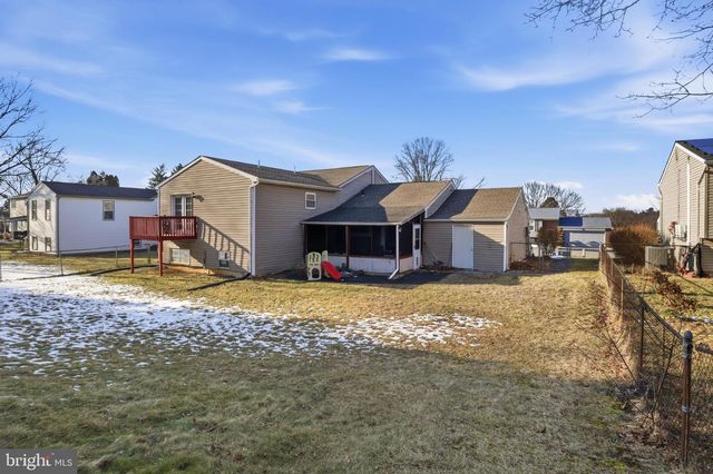 4849 SPRINGTOP DR, Harrisburg, PA 17111