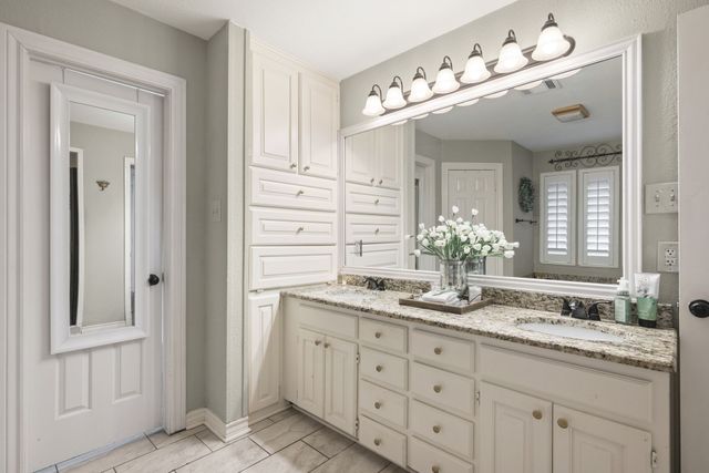 3229 David Drive, Hurst, TX 76054