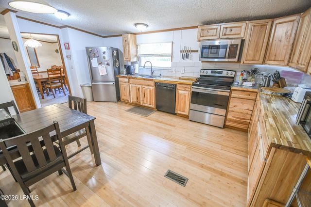 293 Tom Fripp Road, St. Helena Island, SC 29920