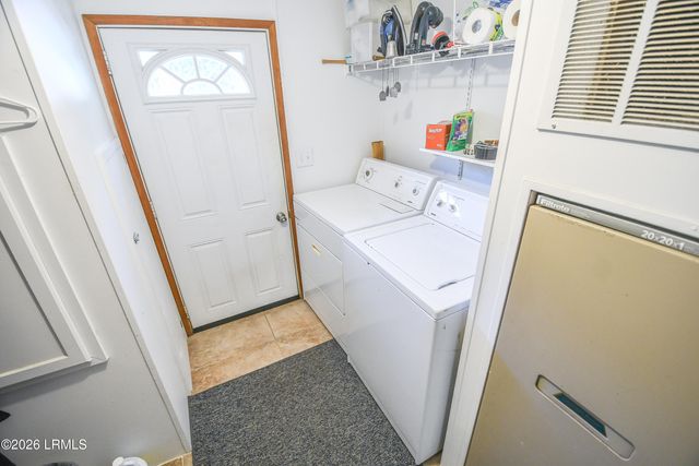 293 Tom Fripp Road, St. Helena Island, SC 29920