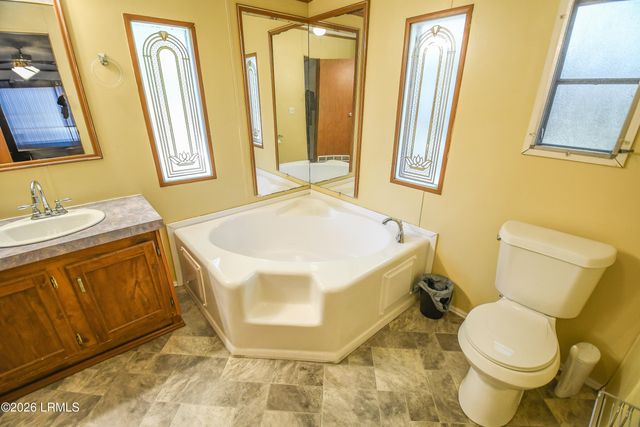 293 Tom Fripp Road, St. Helena Island, SC 29920