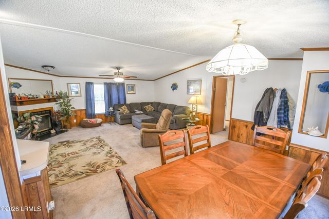 293 Tom Fripp Road, St. Helena Island, SC 29920