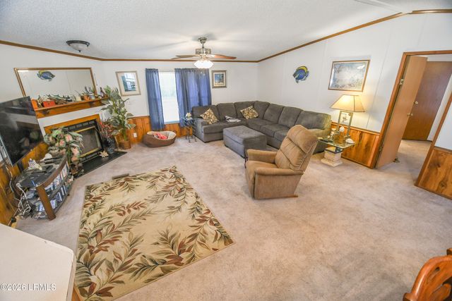 293 Tom Fripp Road, St. Helena Island, SC 29920