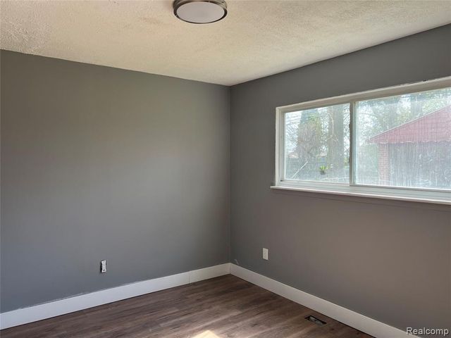 4337 Algonquin Street, Detroit, MI 48215