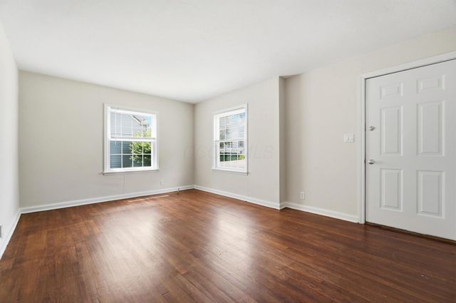 1754 Kenny Road, Columbus, OH 43212