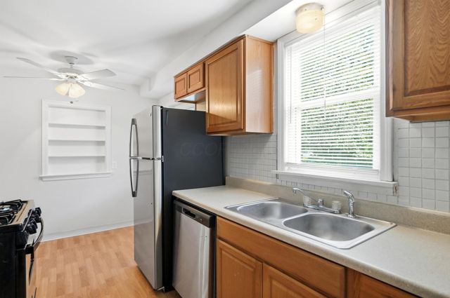 1754 Kenny Road, Columbus, OH 43212