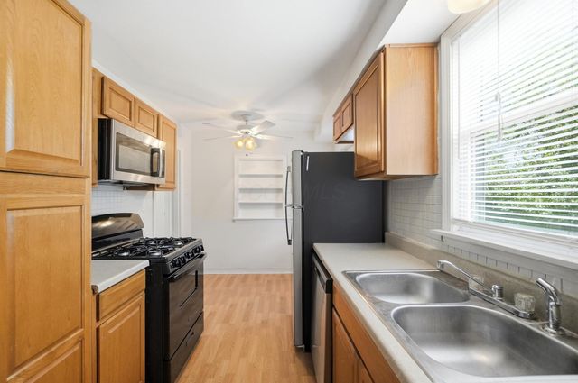 1754 Kenny Road, Columbus, OH 43212