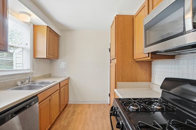 1754 Kenny Road, Columbus, OH 43212