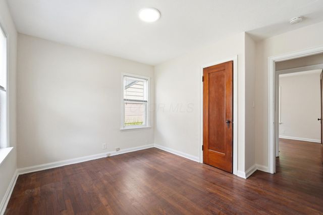 1754 Kenny Road, Columbus, OH 43212