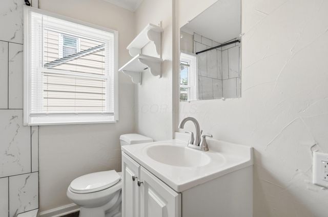 1754 Kenny Road, Columbus, OH 43212