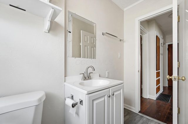 1754 Kenny Road, Columbus, OH 43212