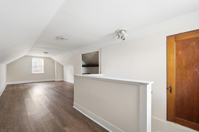 1754 Kenny Road, Columbus, OH 43212