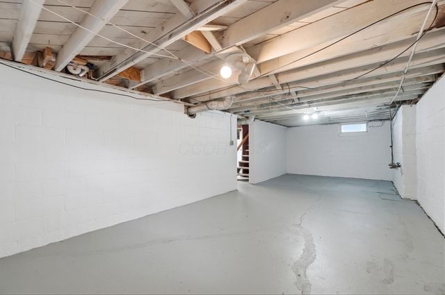 1754 Kenny Road, Columbus, OH 43212