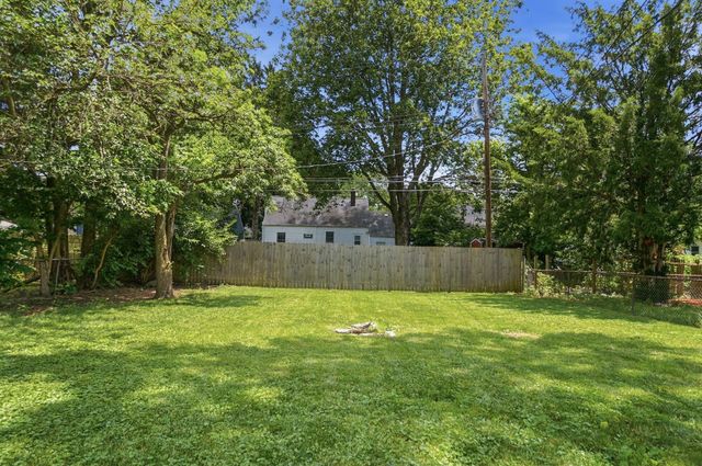 1754 Kenny Road, Columbus, OH 43212