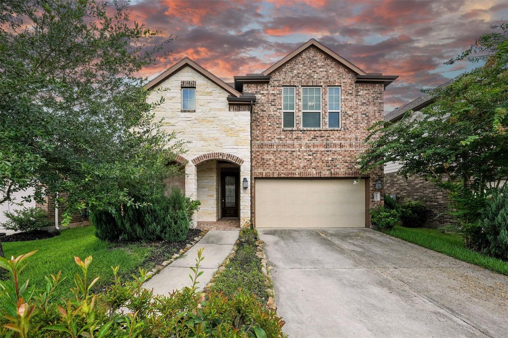 10834 Texas Rose Dr, Missouri City, TX 77459