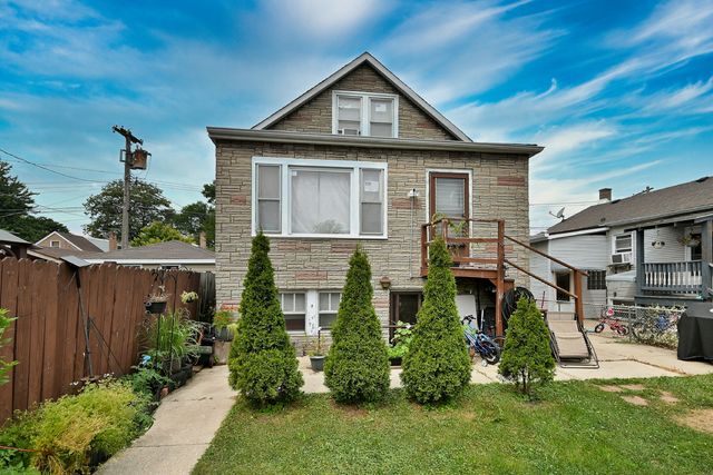 2632 N Moody Avenue, Chicago, IL 60639