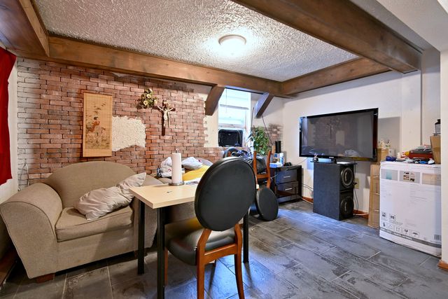 2632 N Moody Avenue, Chicago, IL 60639