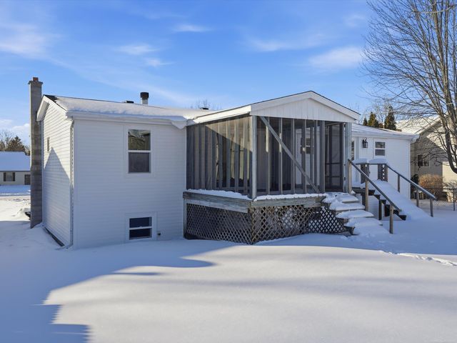 1581 Golden Gate Court, Saint Clair, MI 48079