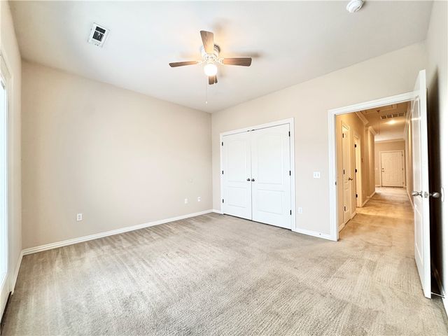 2131 Crossover Road 203, Fayetteville, AR 72703