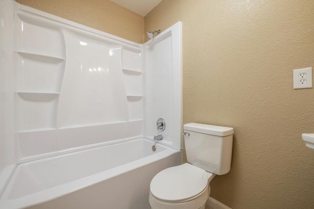 5701 Casaba Way, Keyes, CA 95328