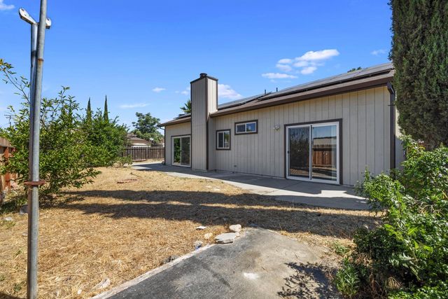 5701 Casaba Way, Keyes, CA 95328