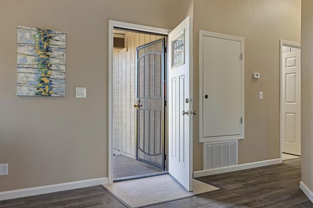 5701 Casaba Way, Keyes, CA 95328