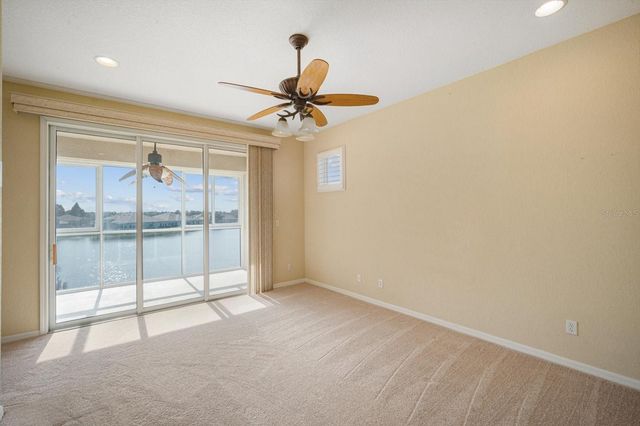 2490 KENSINGTON GREENS DRIVE, Sun City Center, FL 33573