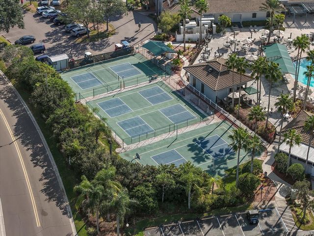 2490 KENSINGTON GREENS DRIVE, Sun City Center, FL 33573