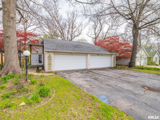 3601 W RICHWOODS Boulevard, Peoria, IL 61604